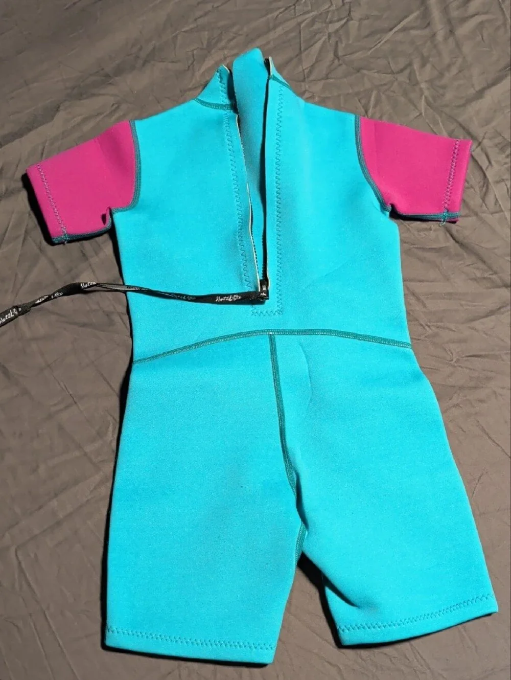 Kids Shorty Wetsuit - Teal with Pink Sleeves
